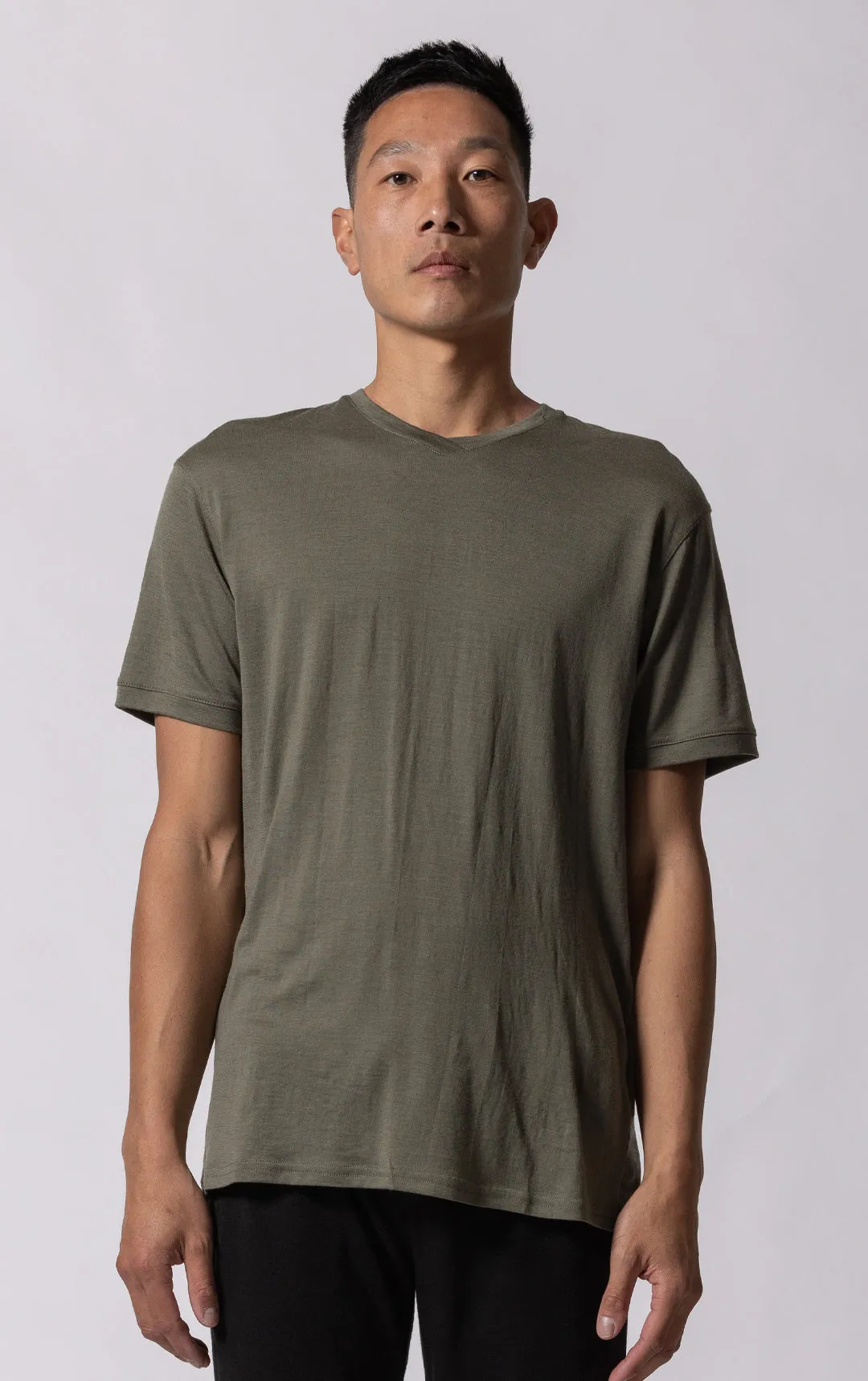 180GSM MERINO V TEE