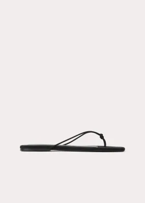 Knotted leather flip flops black