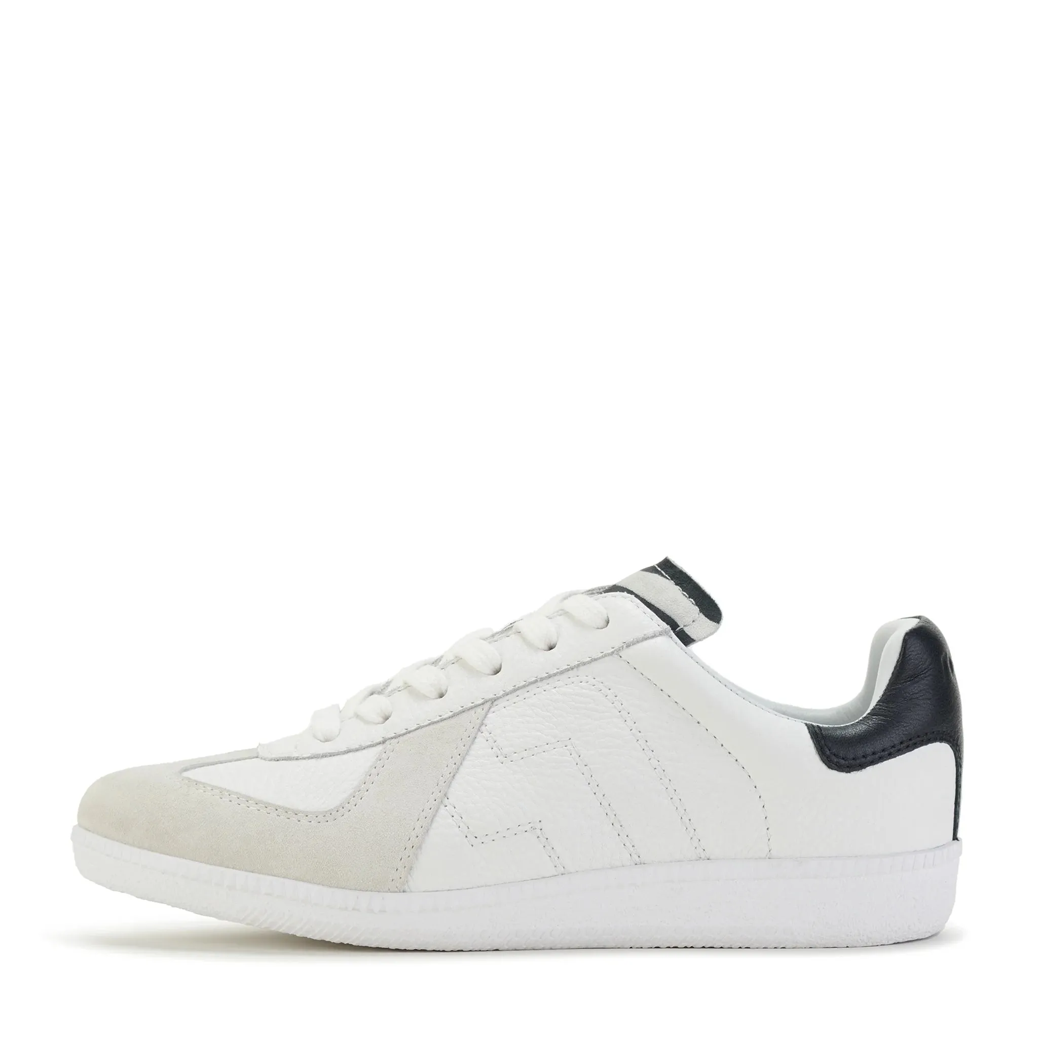 Pace Sneaker in White/Zebra