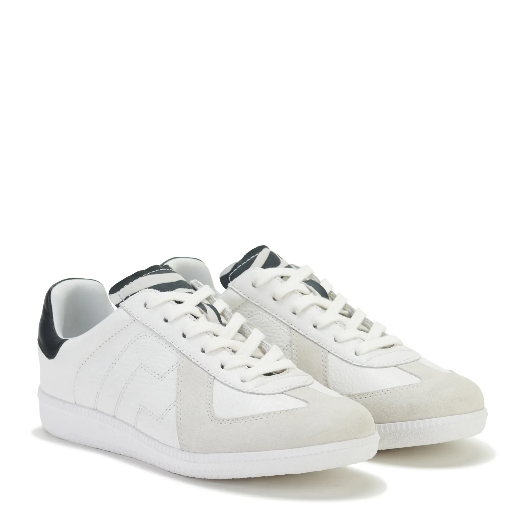 Pace Sneaker in White/Zebra