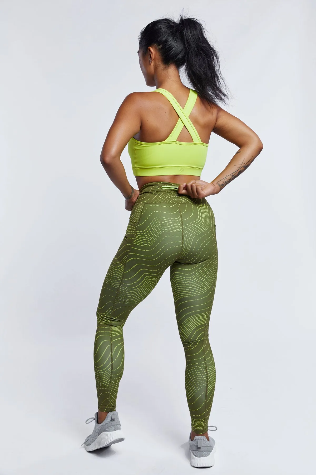 Streamline 7/8 Legging LC - Embrace the Curve