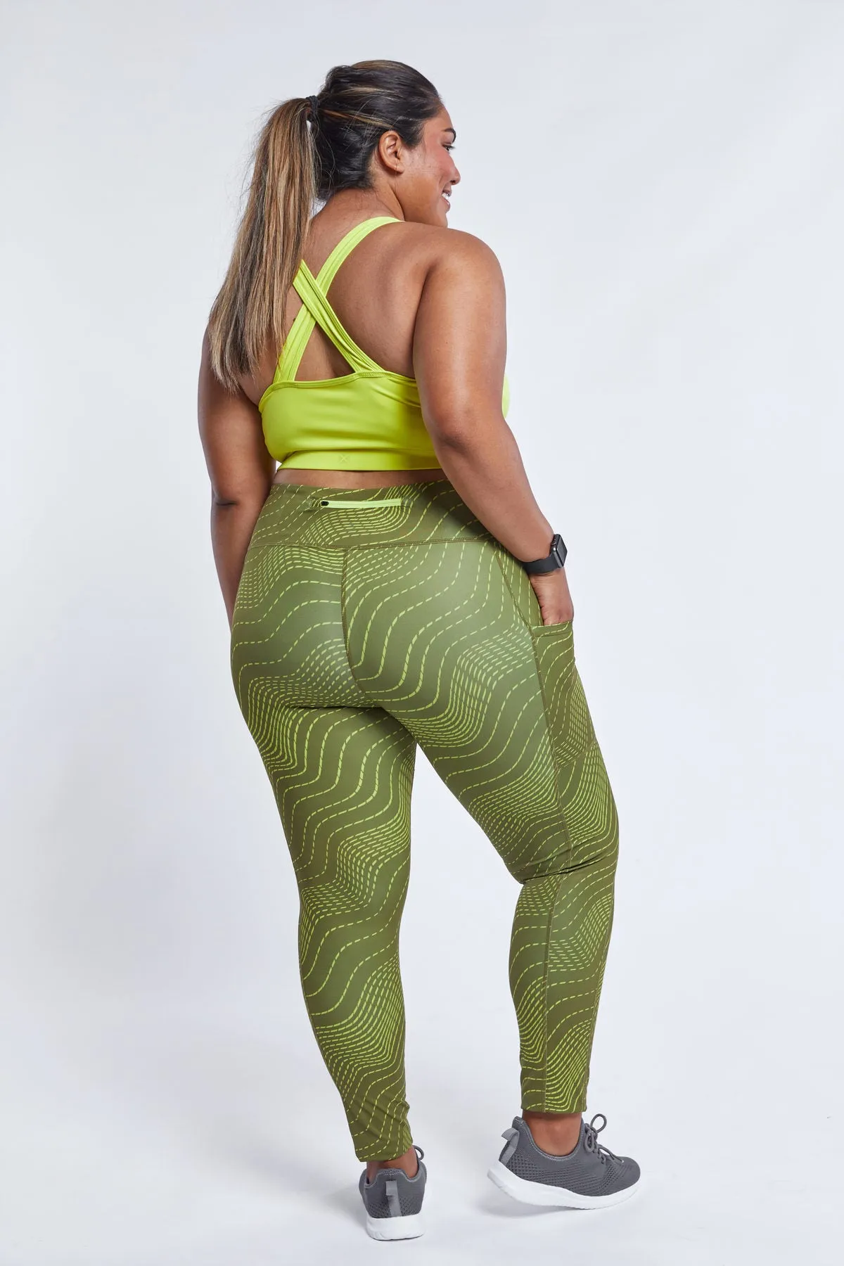 Streamline 7/8 Legging LC - Embrace the Curve