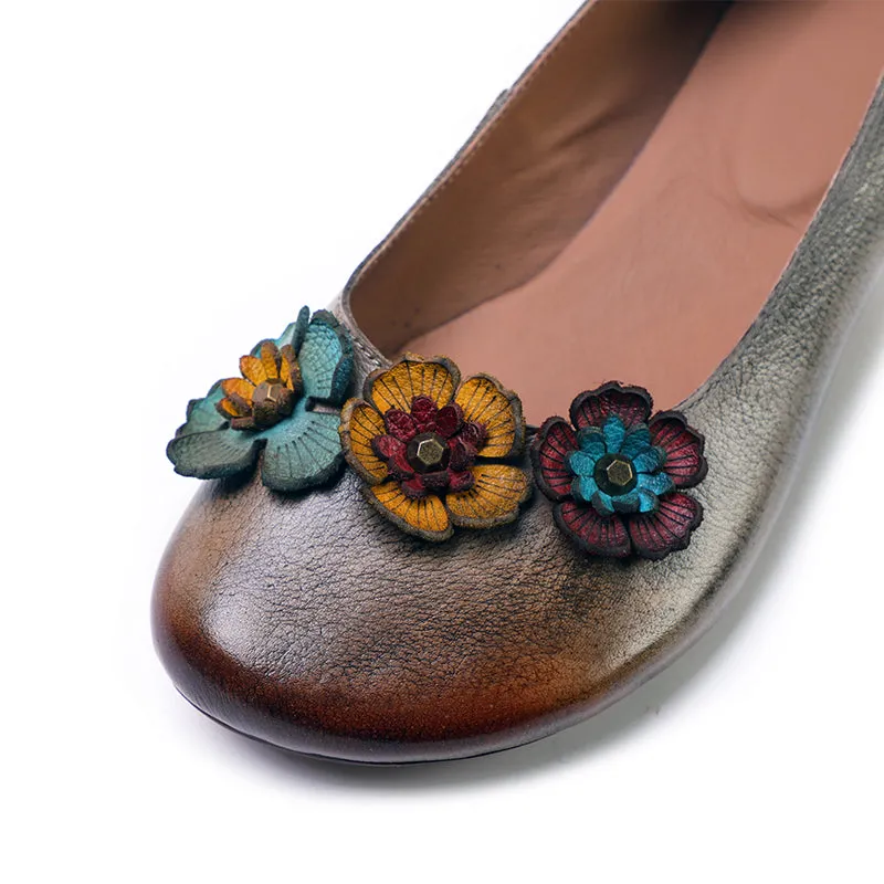 Women's Handmade Flower Leather Loafers Retro Flats in Coffee/Grey